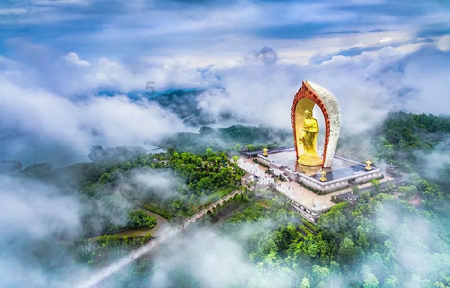 在感情中，我们到底坚持什么？游戏画面
